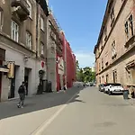 Joy Ungureanu 6b *