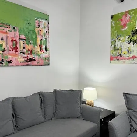 Joy Ungureanu 6b Apartment *