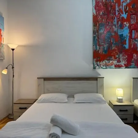 شقة Joy Ungureanu 6b *