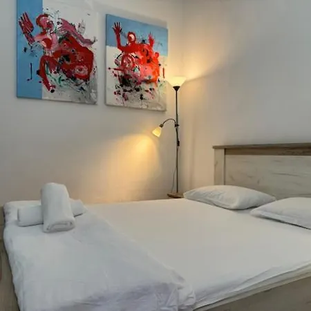 شقة Joy Ungureanu 6b *