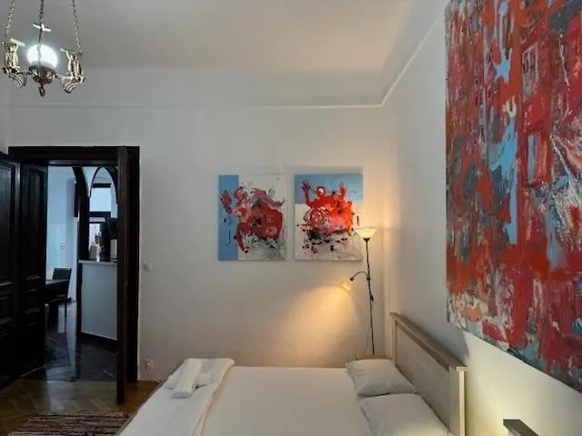 Joy Ungureanu 6b Apartment